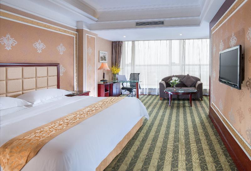 Vienna Hotel Shenzhen Exhibitian Center 2Nd מראה חיצוני תמונה