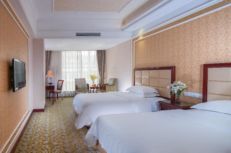 Vienna Hotel Shenzhen Exhibitian Center 2Nd מראה חיצוני תמונה
